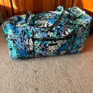 Vera Bradley Floral Quilted Women's Bag